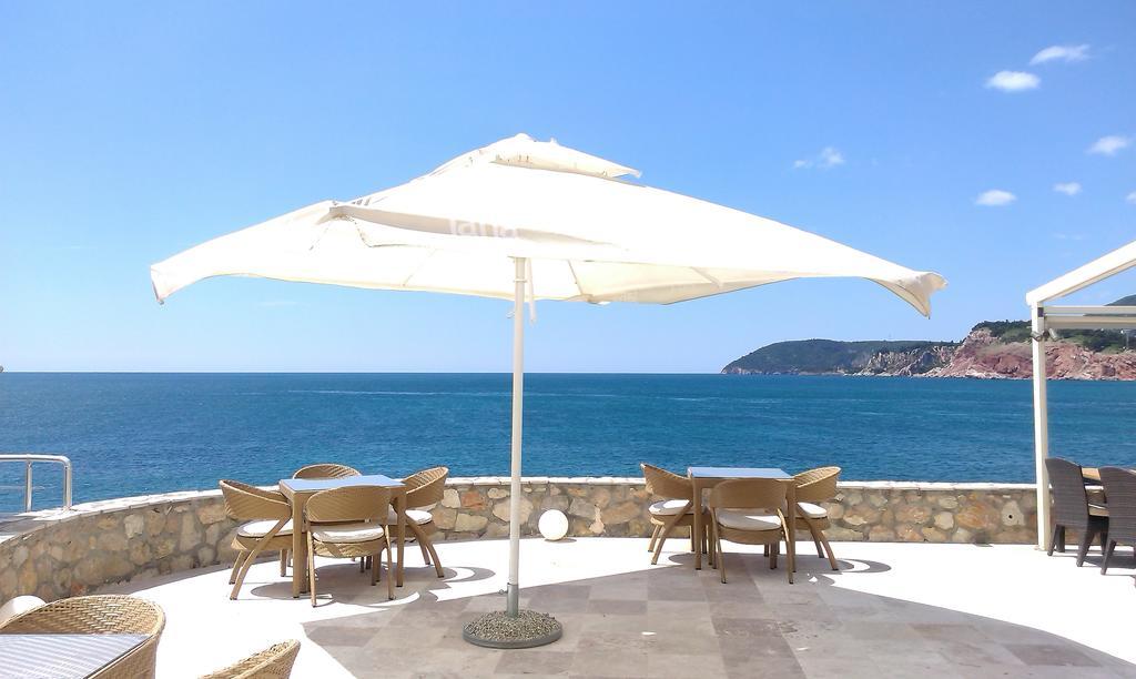 Love Live Hotel Sutomore Dış mekan fotoğraf