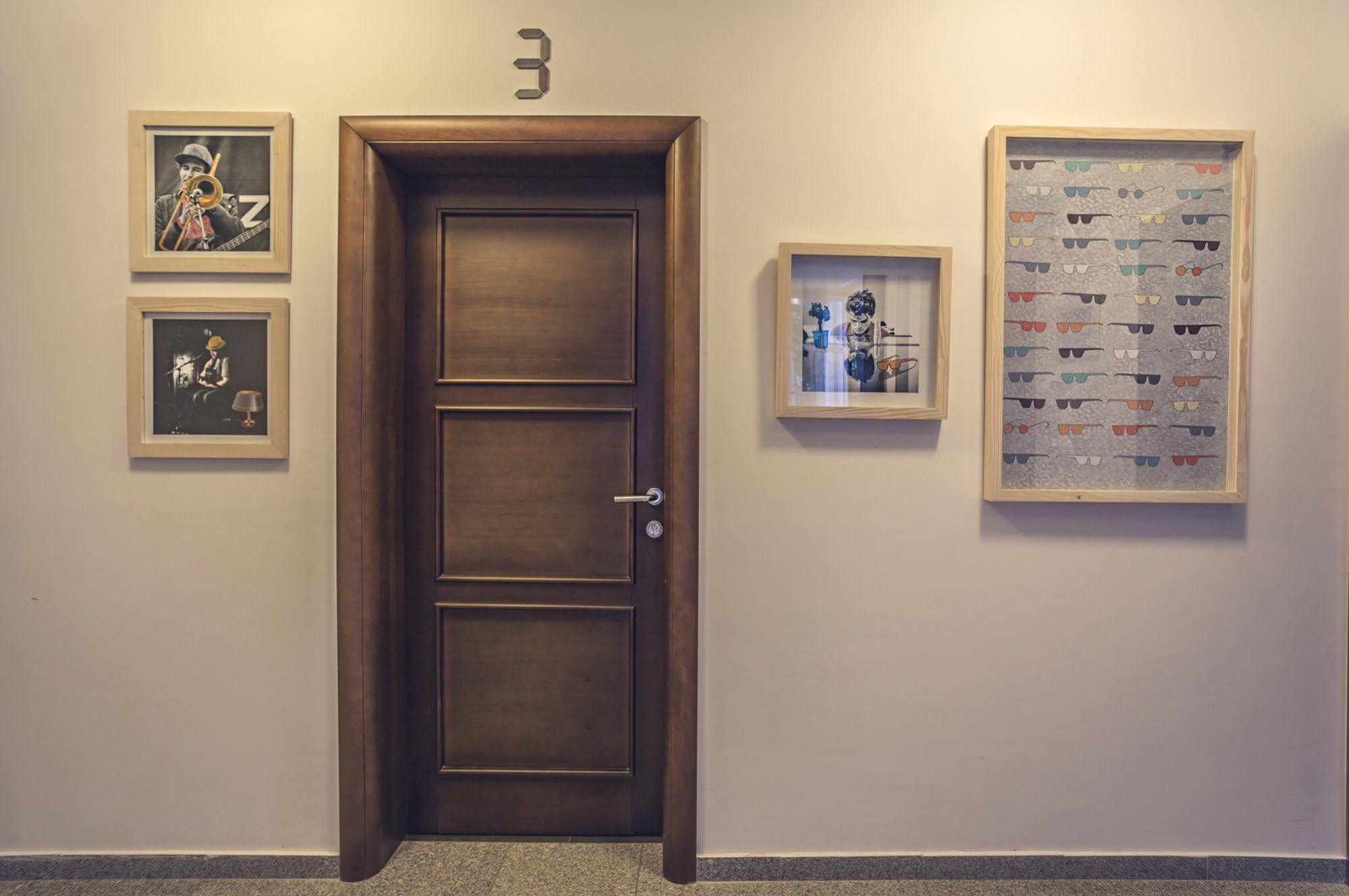 Love Live Hotel Sutomore Dış mekan fotoğraf